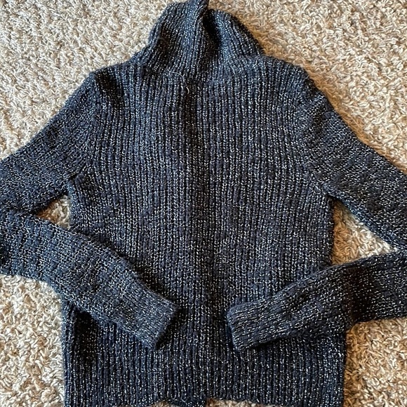 Abercrombie Fitch Womens Medium Gray Asymmetrical Zip Collared Knit Sweater - Picture 5 of 5